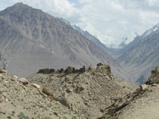 yamchun fort overlooking wakhan